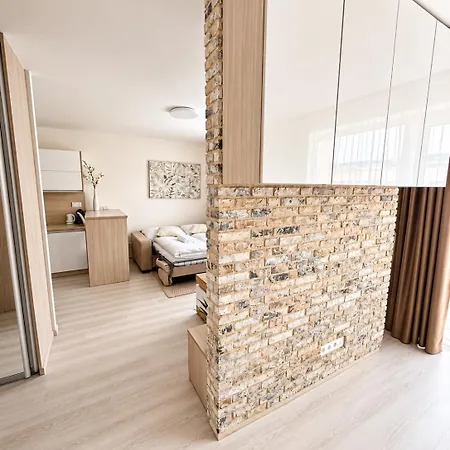 Lam Brick - Parking Free - Ac - Terrace * Bratislava