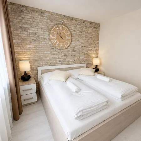 Lam Brick - Parking Free - Ac - Terrace * Bratislava