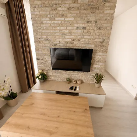 Lam Brick - Parking Free - Ac - Terrace * Bratislava