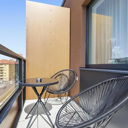 Lam Brick - Parking Free - Ac - Terrace * 布拉迪斯拉发